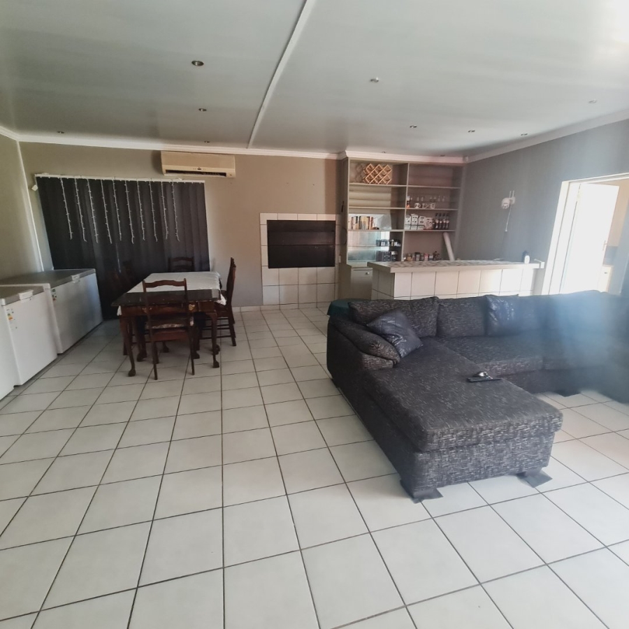 3 Bedroom Property for Sale in Universitas Free State